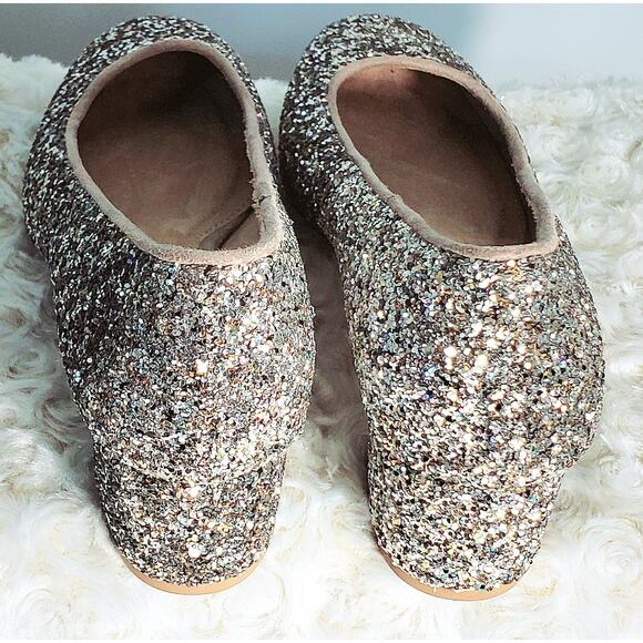 Old Navy Womens Silver Glitter Heels Size 7 Glam Holidays New Years Eve Boho - Picture 2 of 6